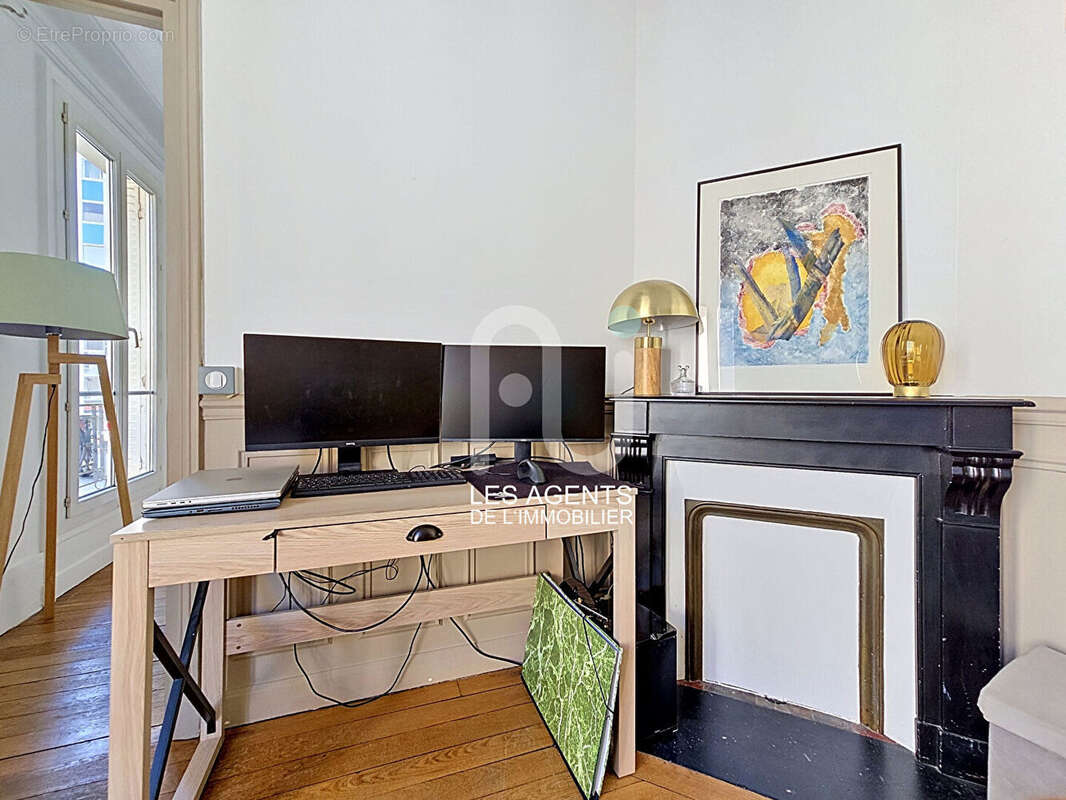 Appartement à ASNIERES-SUR-SEINE