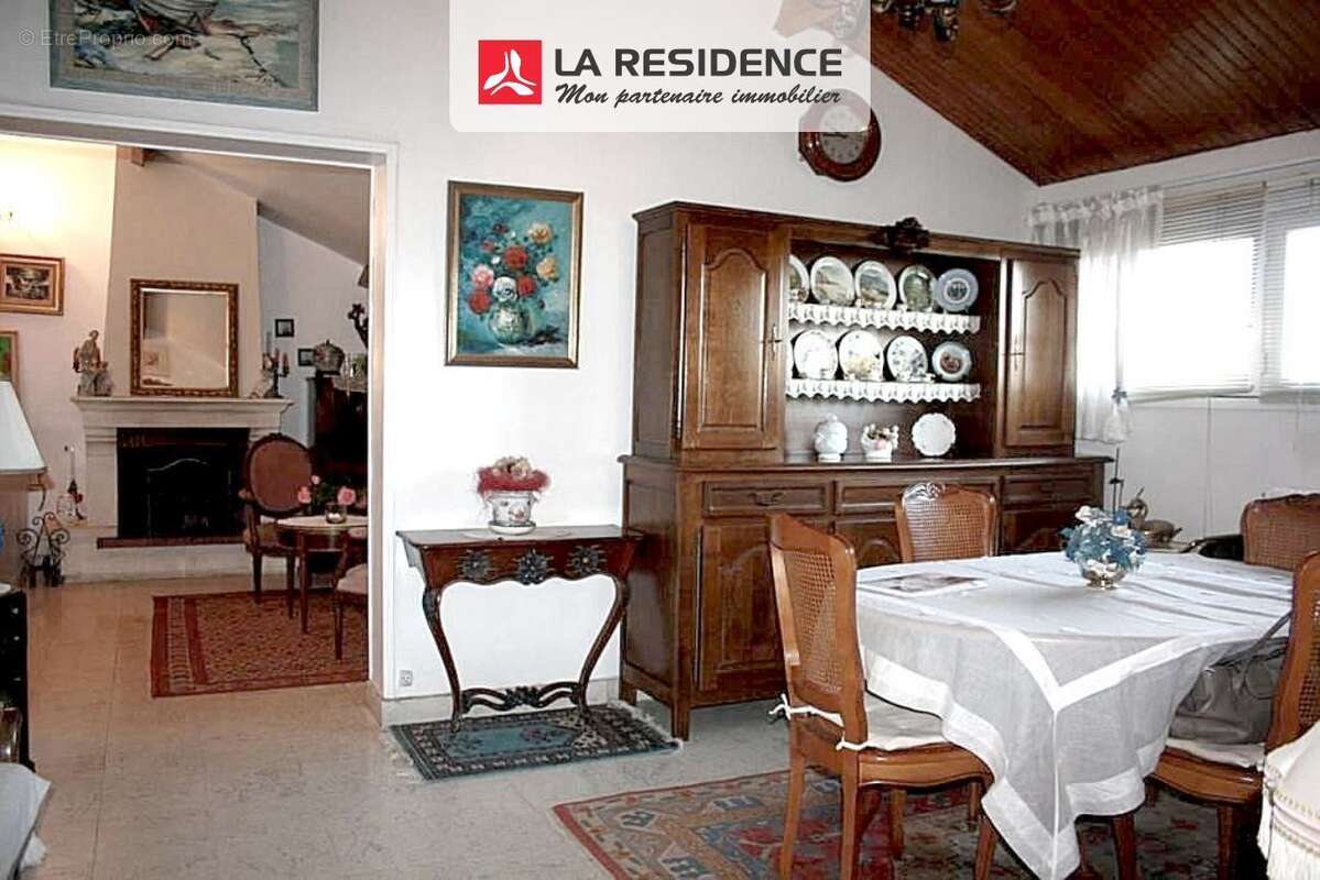 Maison à BONNIERES-SUR-SEINE