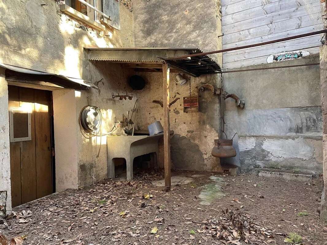 Maison à ESPIRA-DE-L'AGLY
