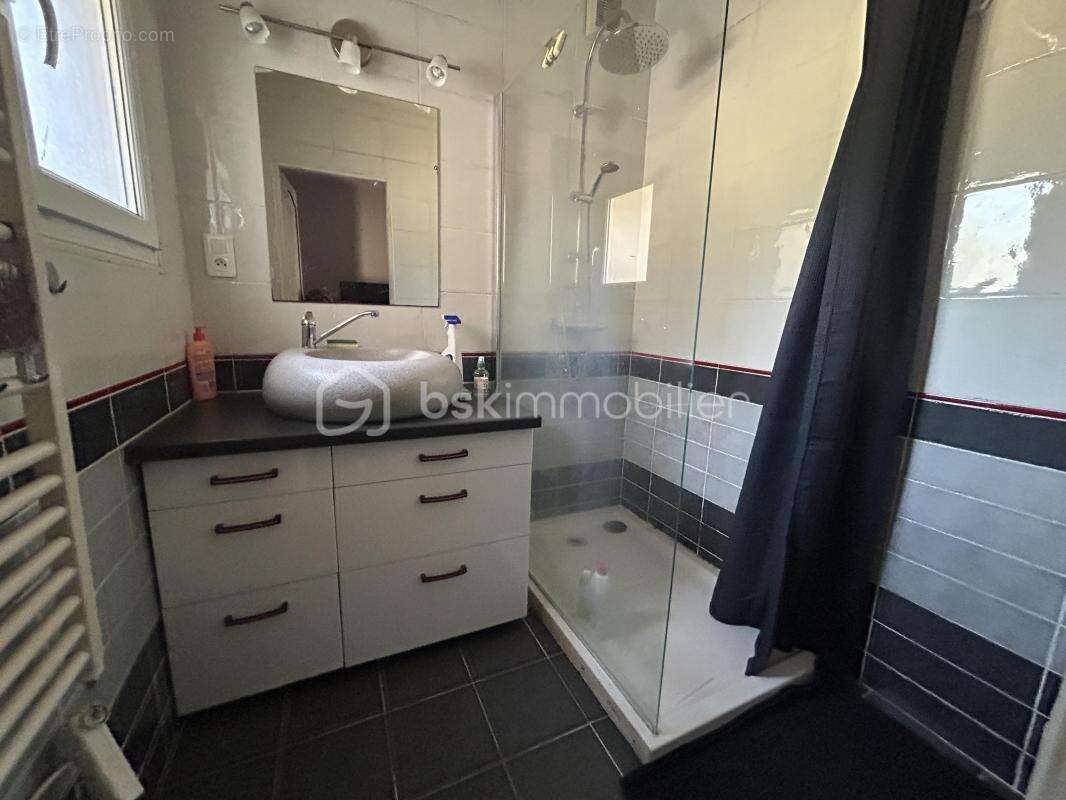 Belle maison en pierres - gîte - grange - piscine - terrain - photo 8