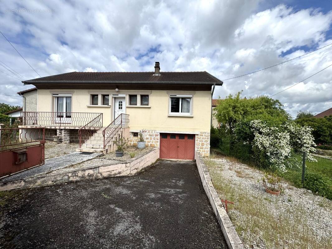 Maison à FOUCHERANS