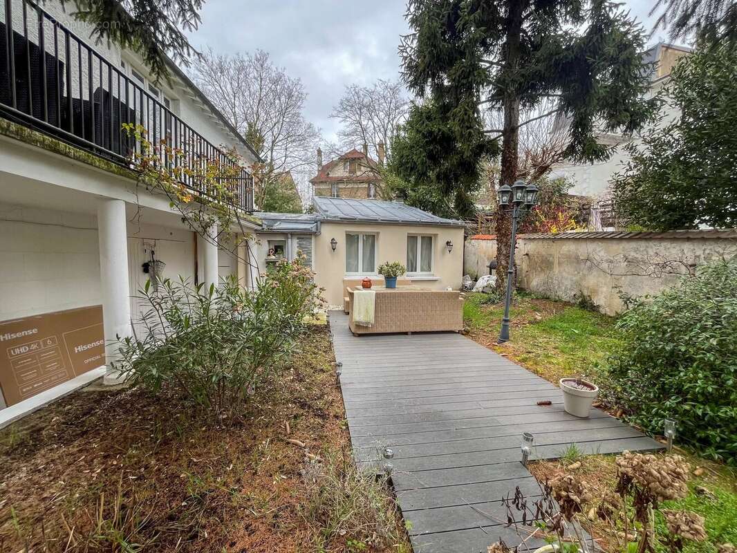Appartement à LE RAINCY