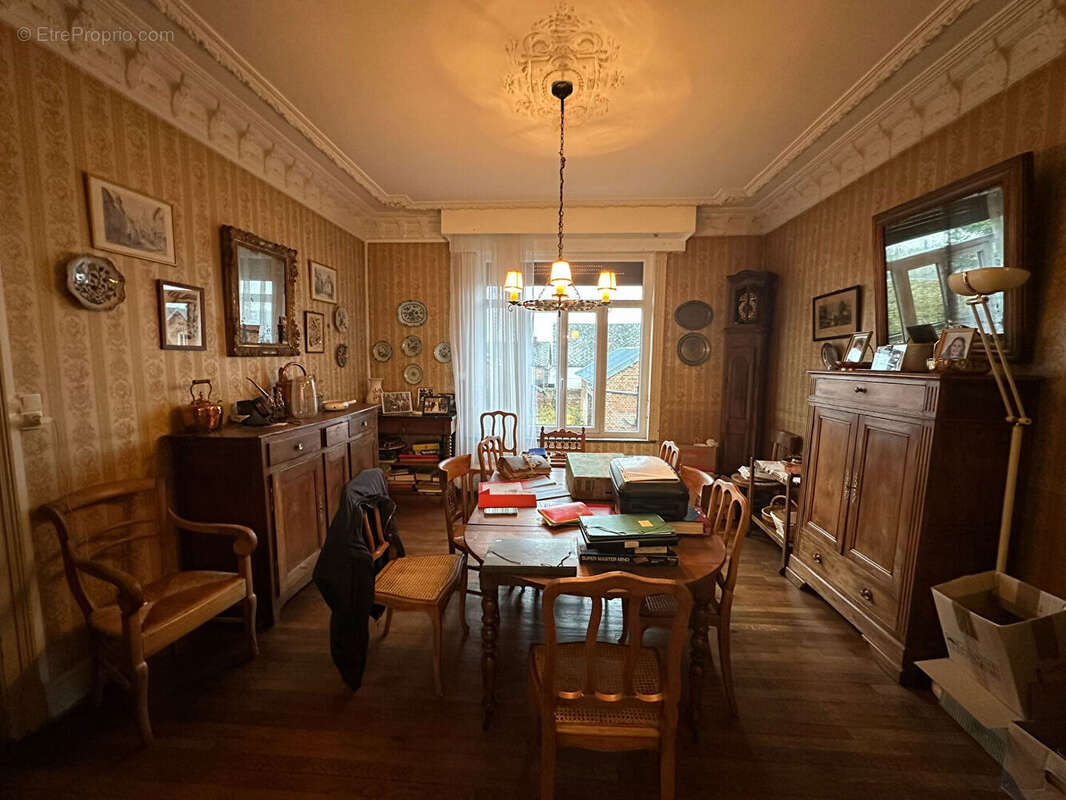 Maison à FLAVY-LE-MARTEL