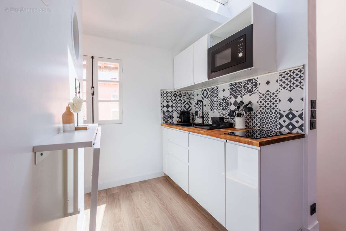 Appartement à MARSEILLE-2E