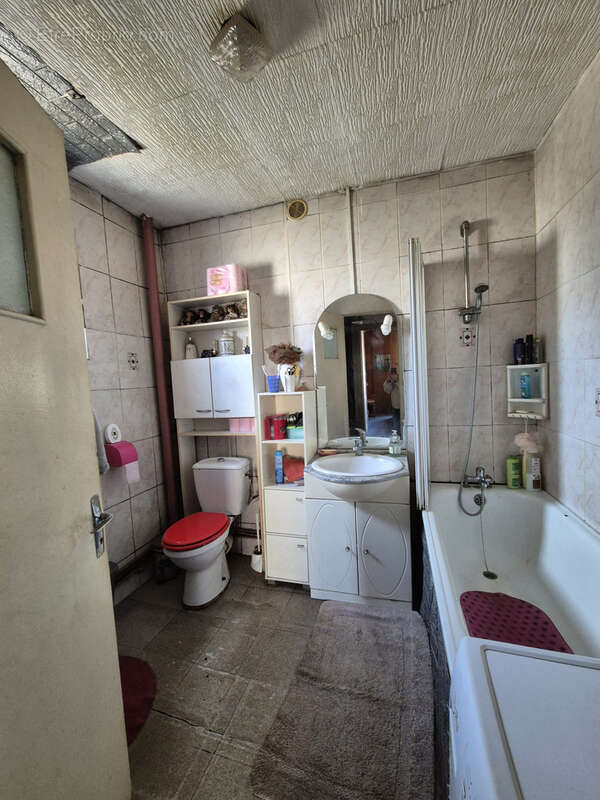 Maison à PONT-DE-VEYLE