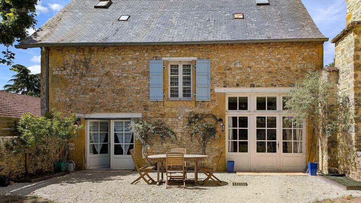 Charmante maison de village de 3 chambres avec Jardin - photo 15