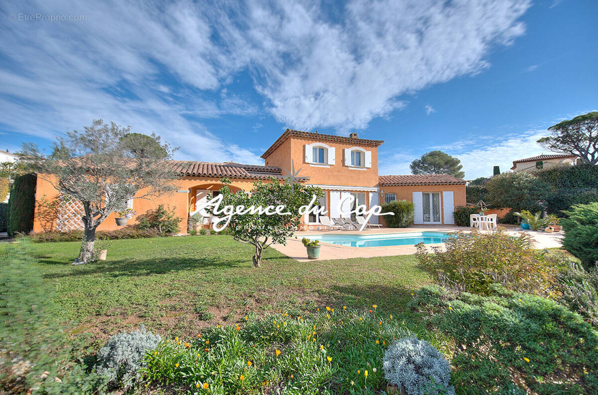 Maison à SAINT-RAPHAEL