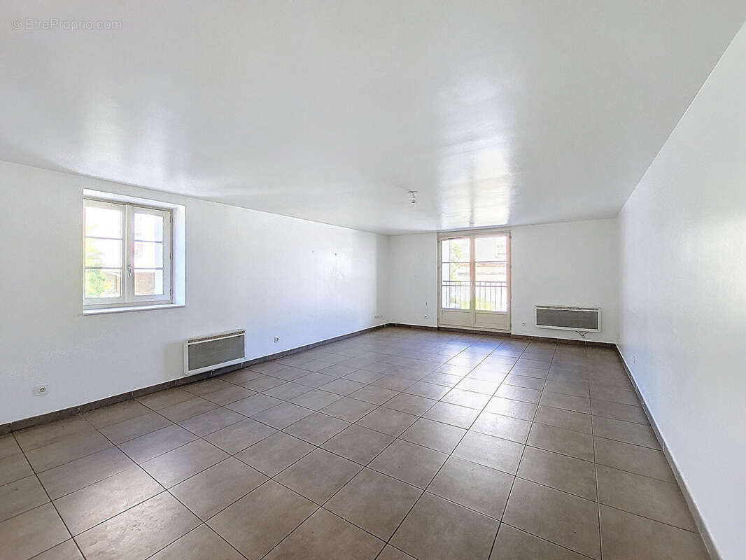 Appartement à HYERES