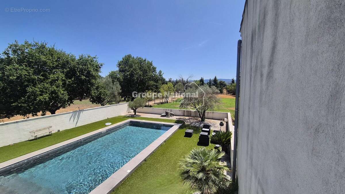Carpentras - propriete de 190 m² habitable sur 4009 m² de terrain - photo 17
