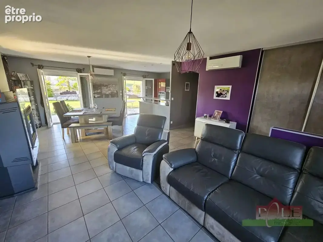 COUR ET BUIS, Villa Plain-pied de 105m² avec terrain de 1000m² - photo 3