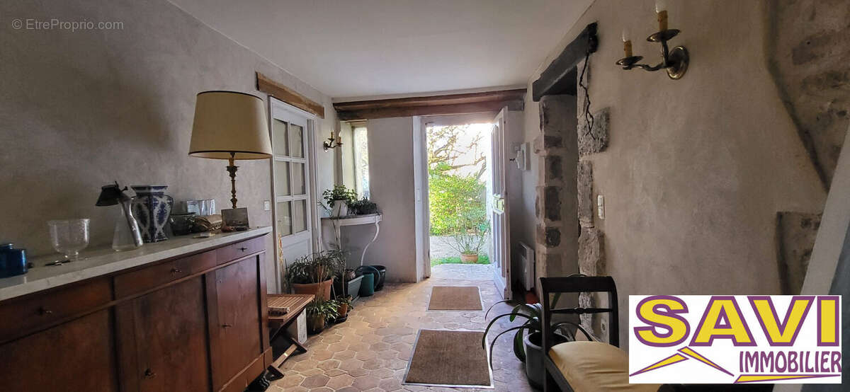 Maison à FERRIERES-EN-GATINAIS