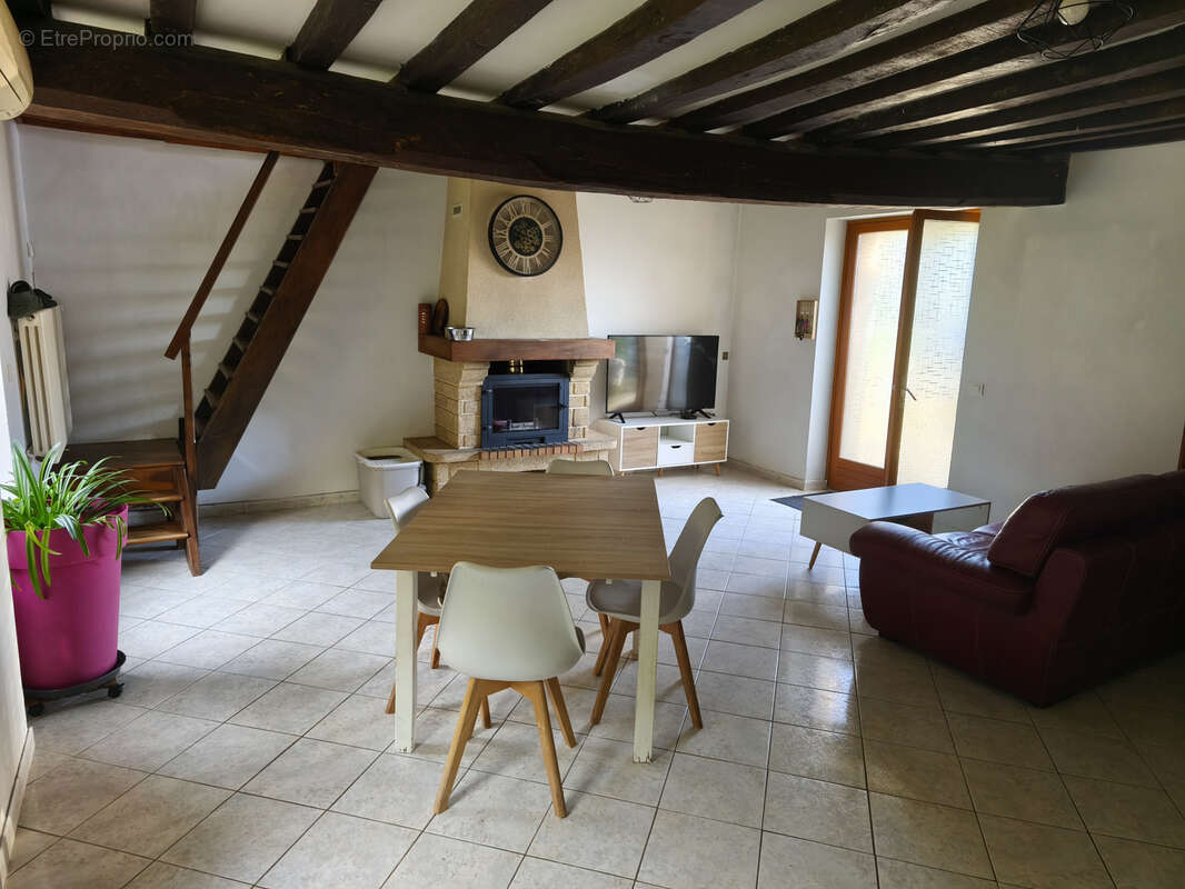 Maison à MAROLLES-LES-BRAULTS