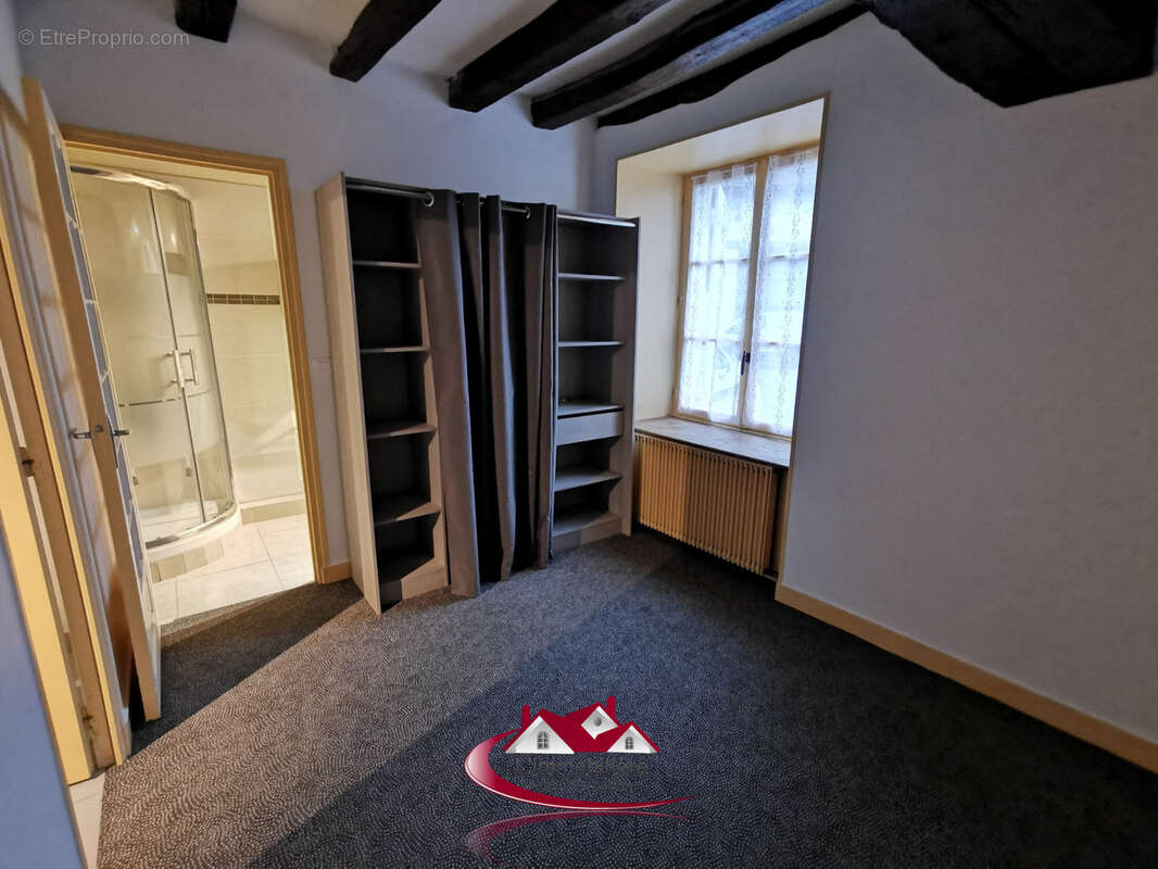 Appartement à HOUDAN