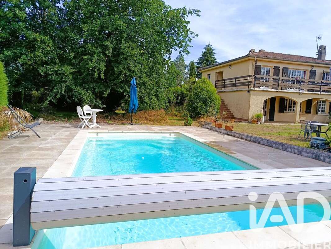 Photo 2 - Maison à VERNIOLLE