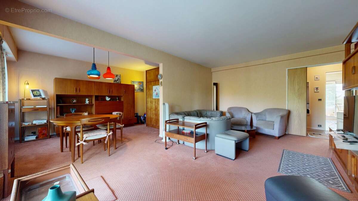 Appartement à LE RAINCY