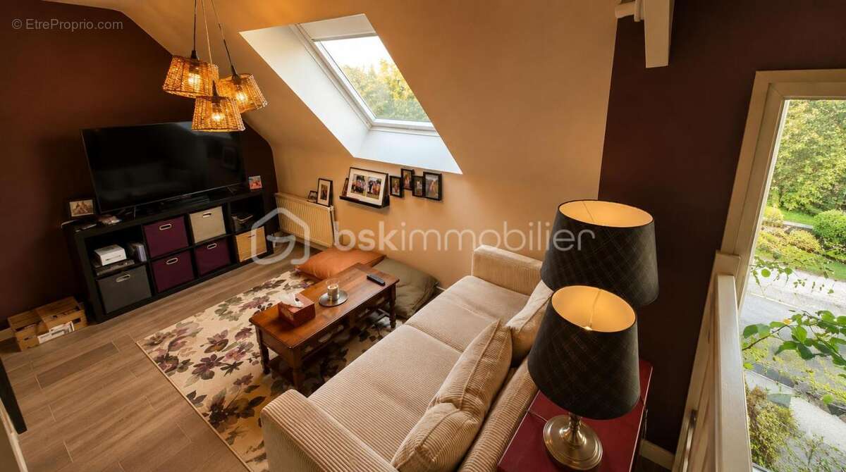 Élégante maison de caractère – Quartier Montaubert, cadre verdoyant - photo 8