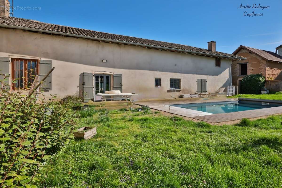 Maison à vendre 4 pièces SAINT ANDRE DE BAGE (01) - photo 2