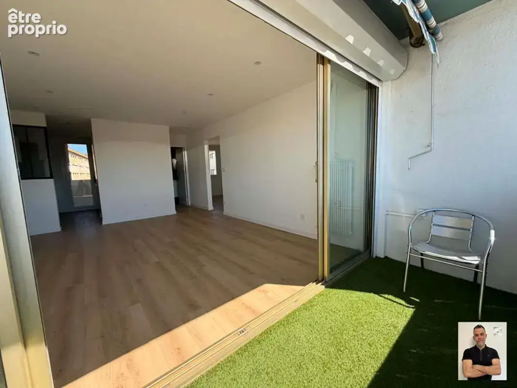 Appartement La Seyne Sur Mer 3 pièce(s) 54 m2 - photo 3