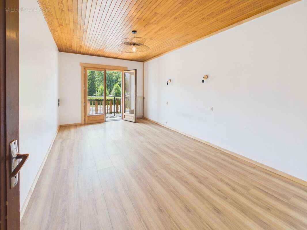 Haute Savoie (74), à vendre VERCHAIX - Domaine skiable Grand Massif - Appartement T5 - photo 12