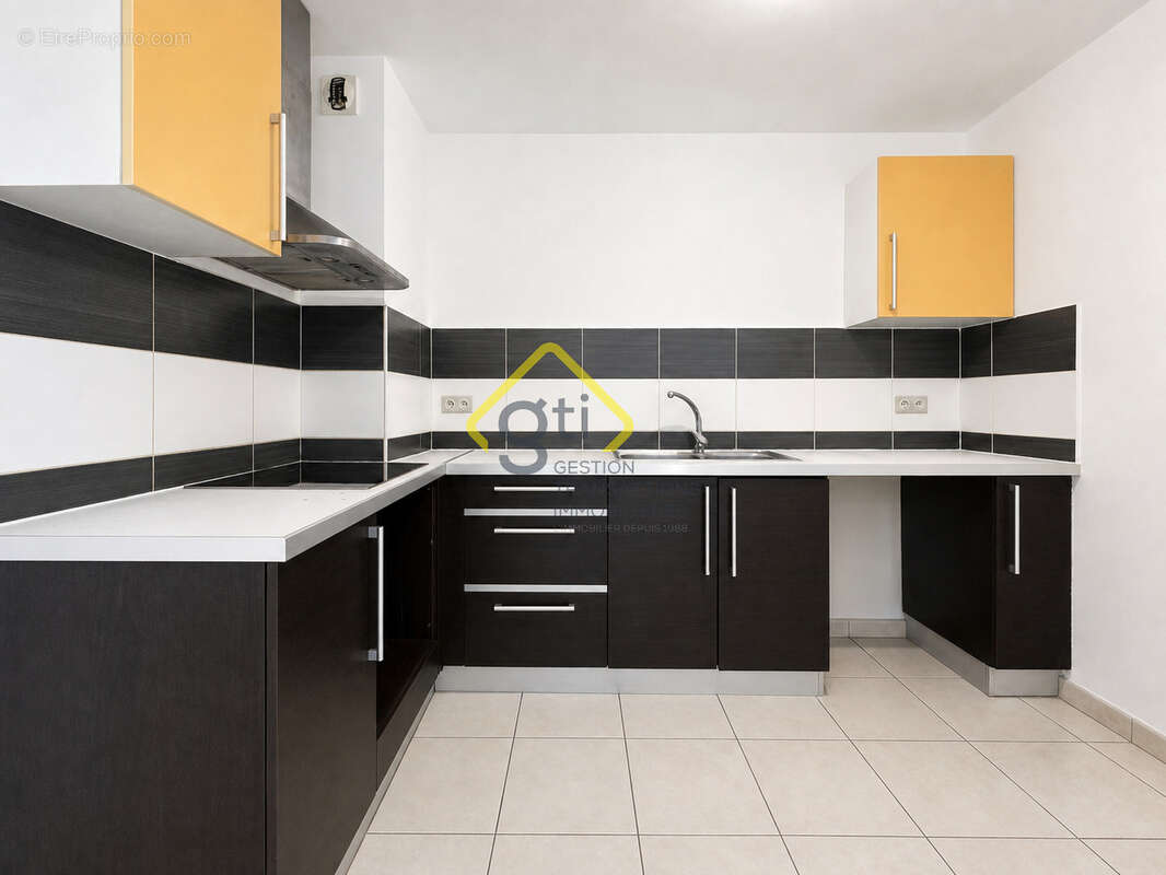 Appartement à SAINT-DENIS