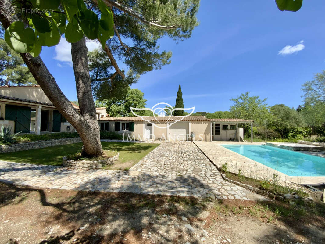 Maison à NIMES