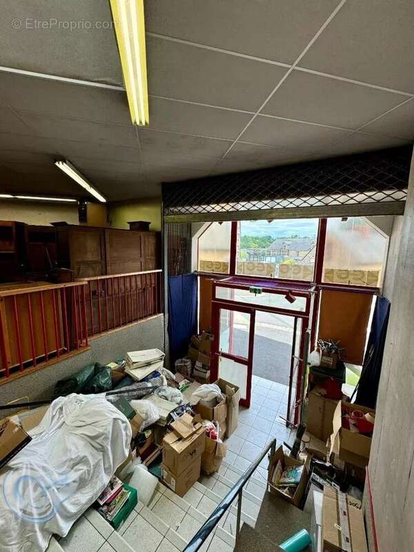 Commerce à CHATELAUDREN