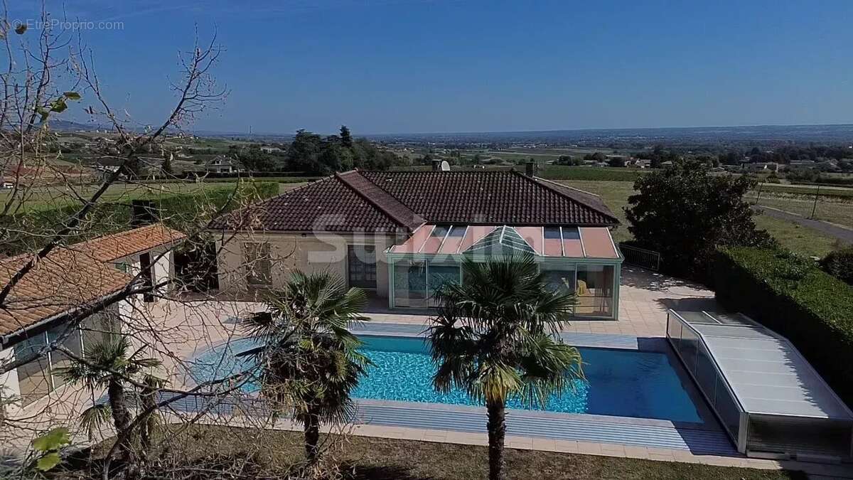 Maison à SAINT-JULIEN