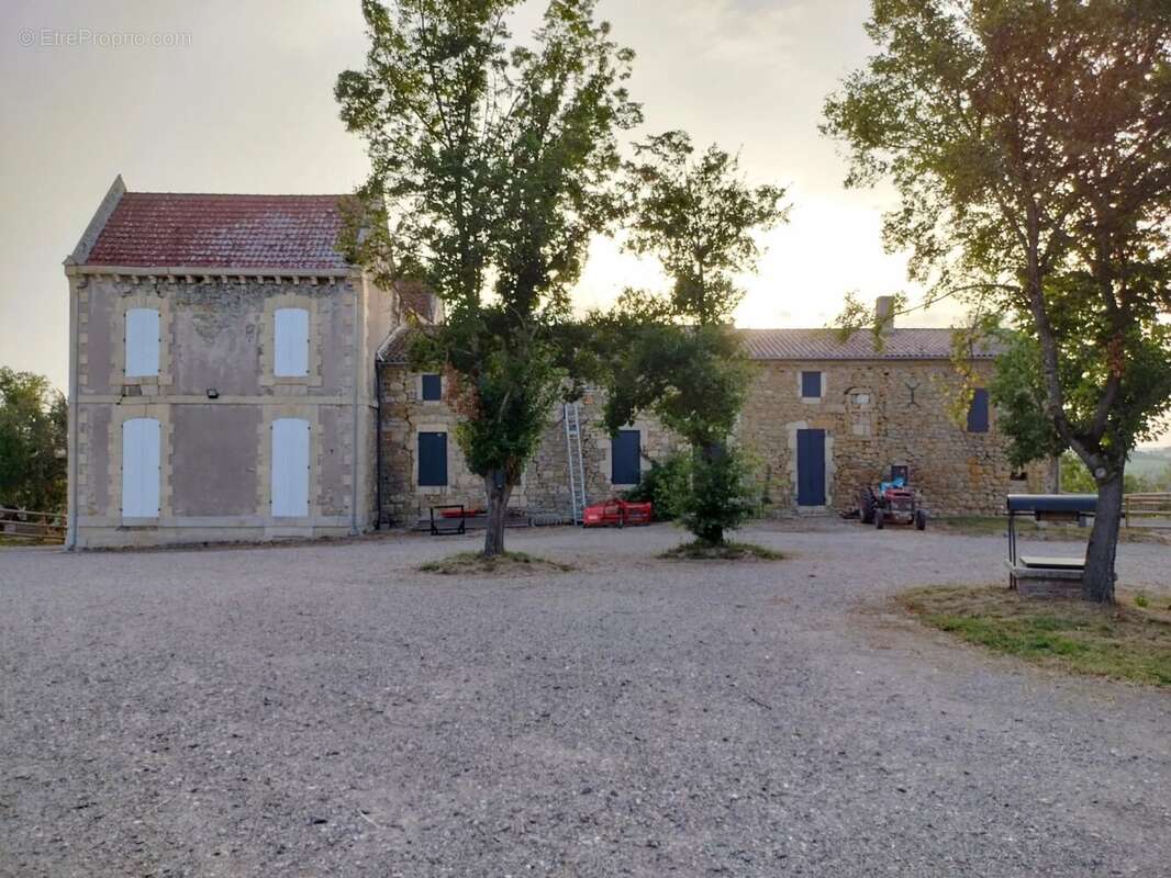 Maison à SAINT-VINCENT-DE-LAMONTJOIE