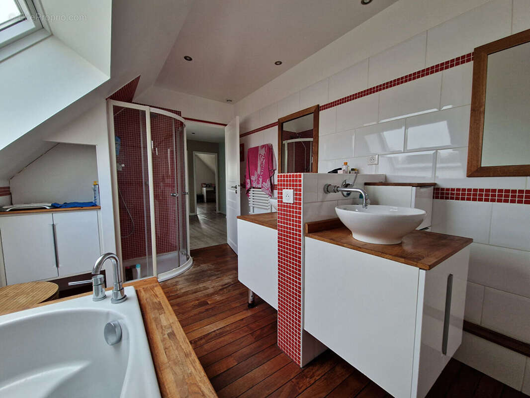 Maison à MESNIL-RAOUL