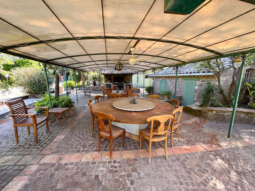 Maison à SAINT-RAPHAEL