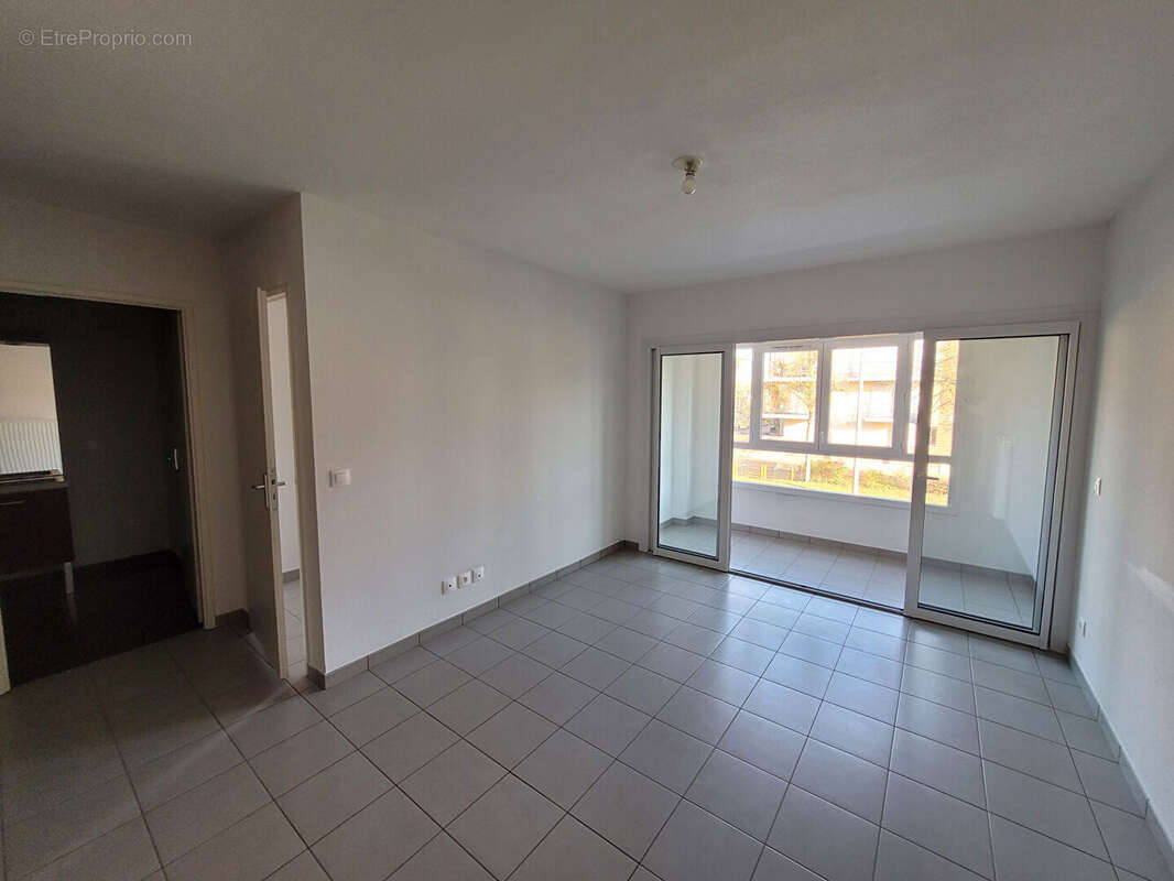 Appartement à FLEURY-LES-AUBRAIS