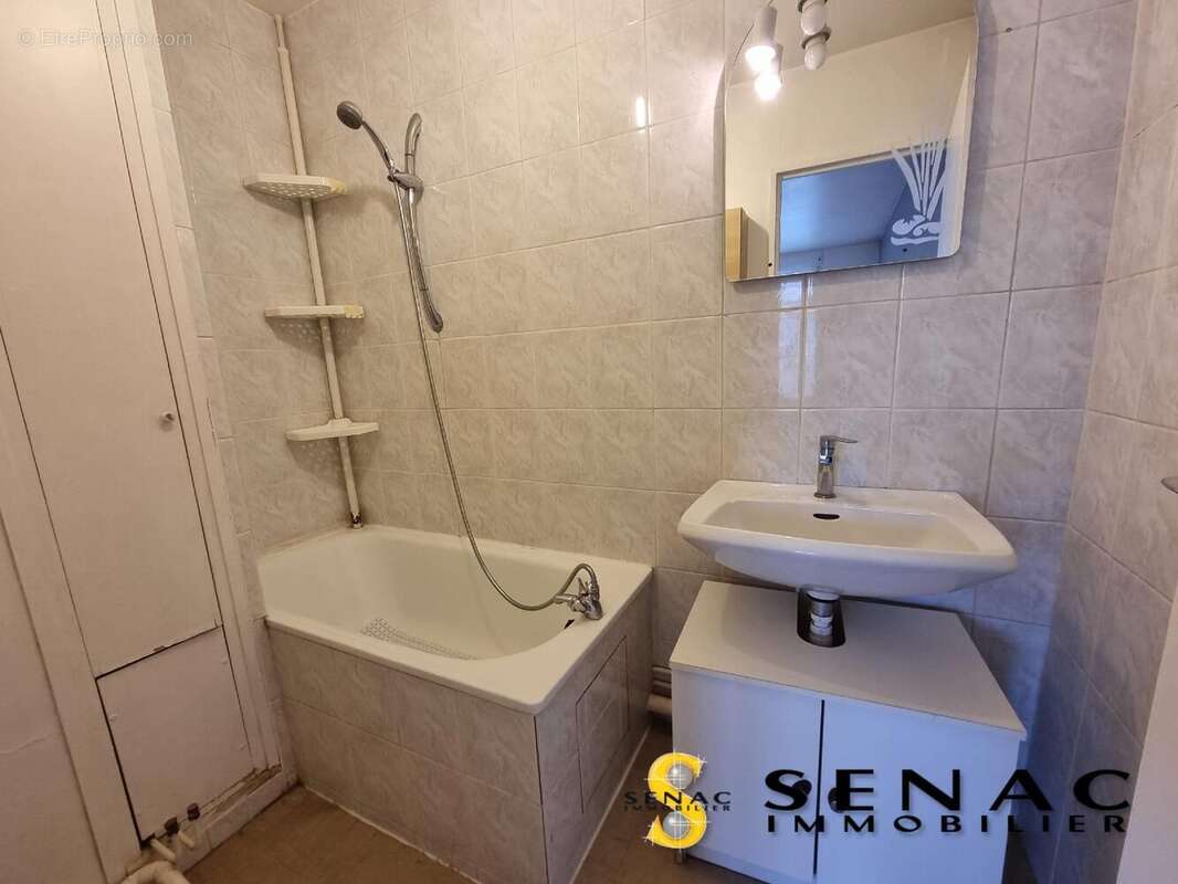 Appartement à FREPILLON