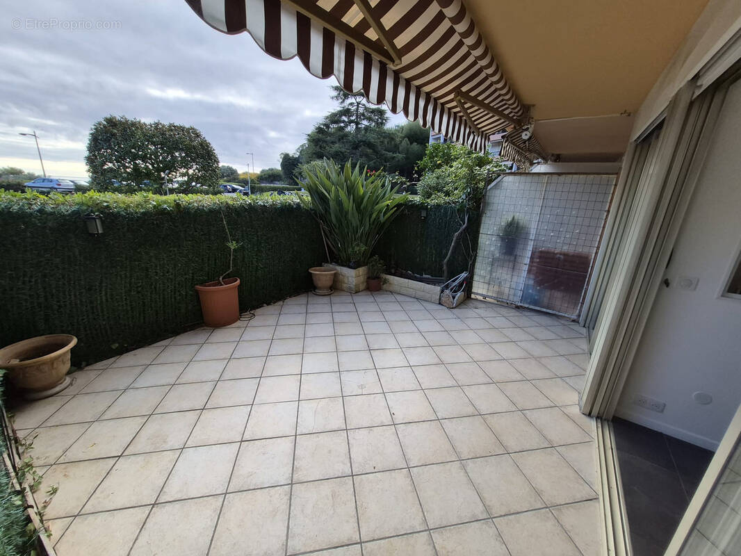 Appartement à ROQUEBRUNE-CAP-MARTIN