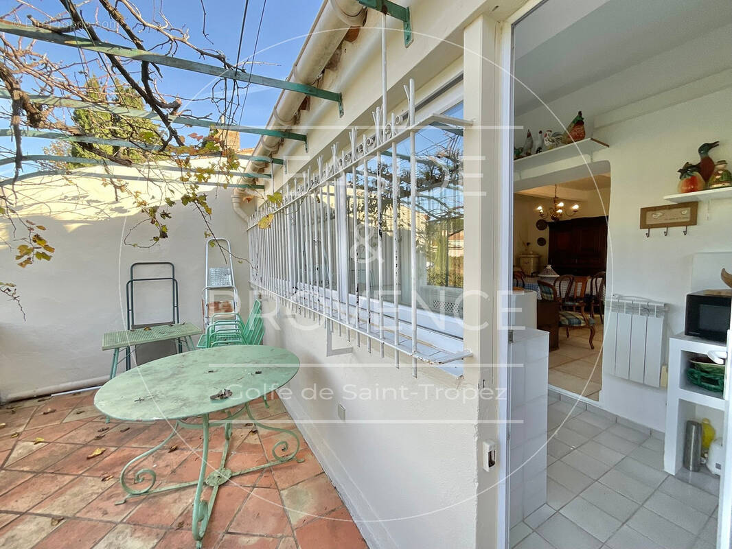 Maison à PLAN-DE-LA-TOUR