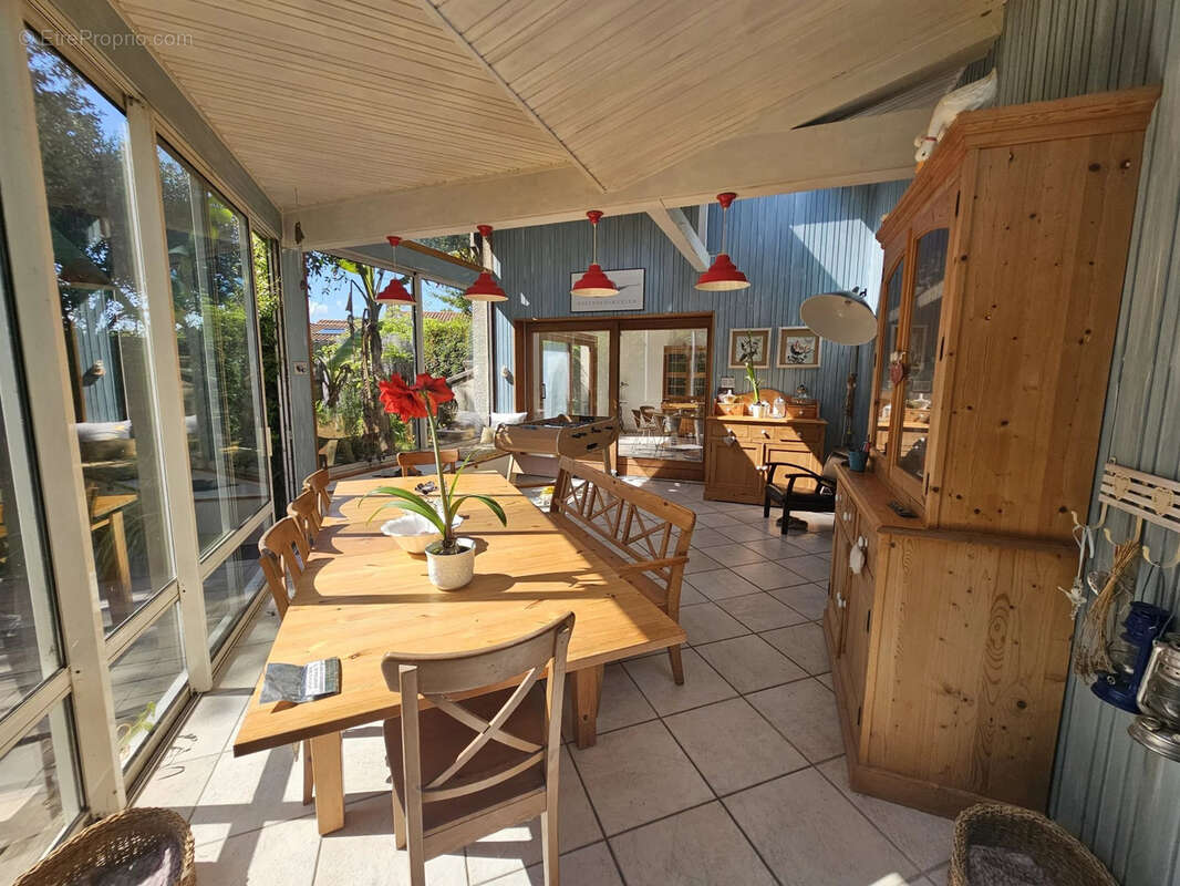 Maison à AIGREFEUILLE-D&#039;AUNIS