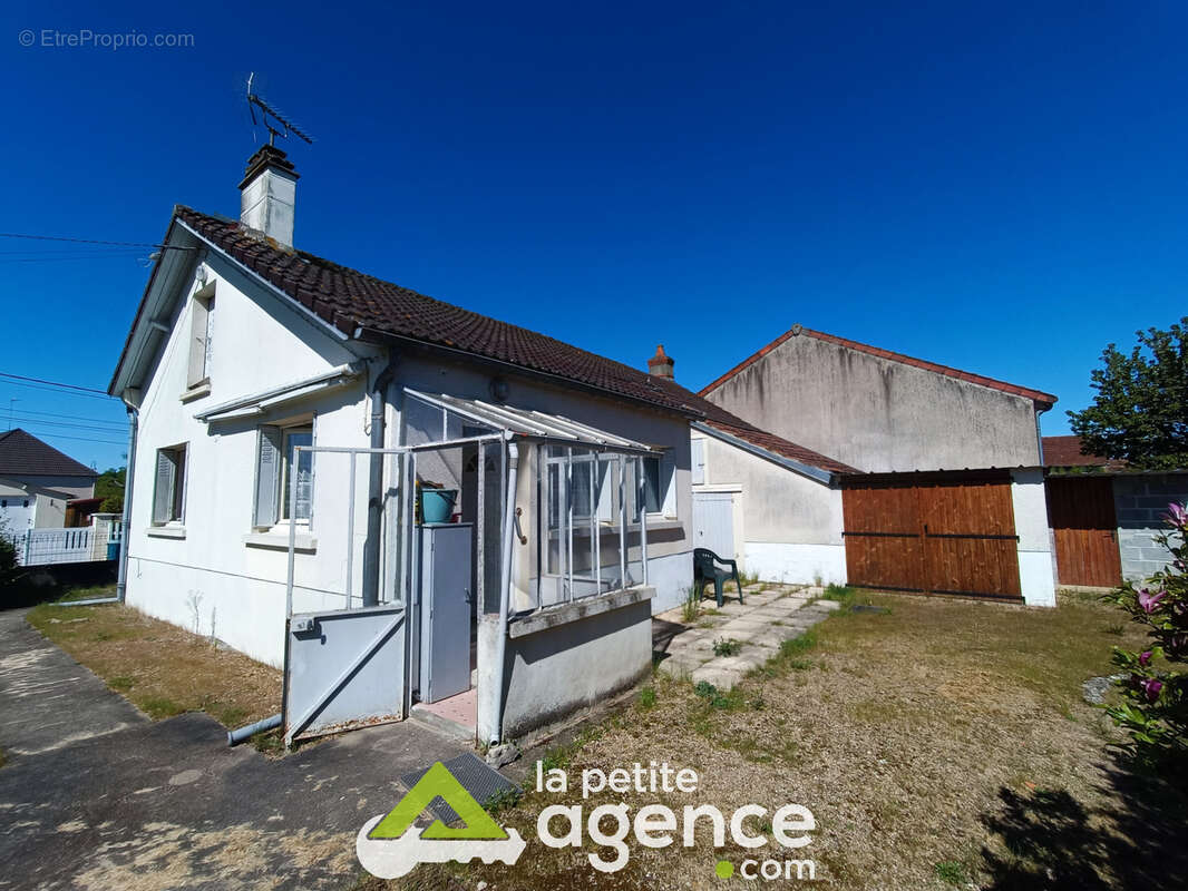 Maison à ARGENVIERES