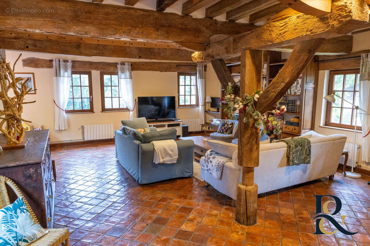 Maison à BEUVRON-EN-AUGE