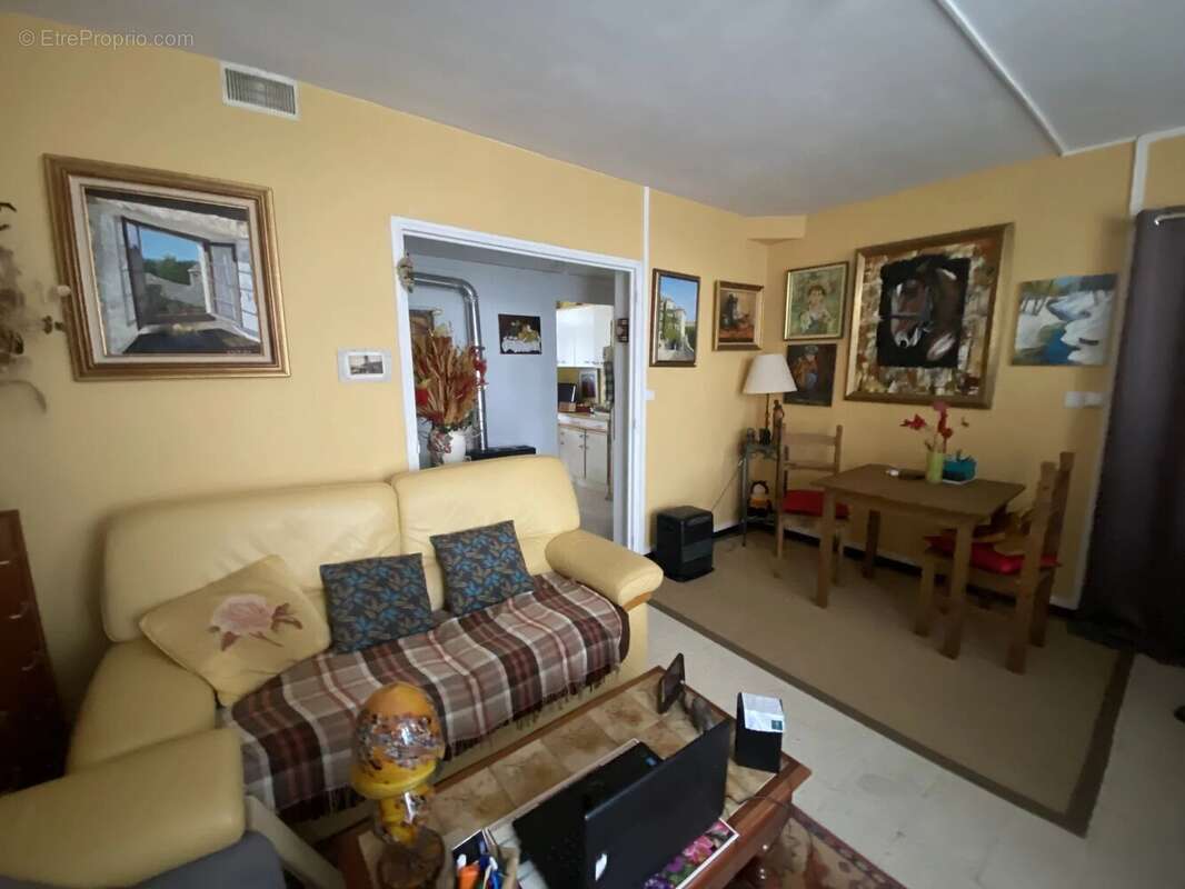 Appartement à NIMES