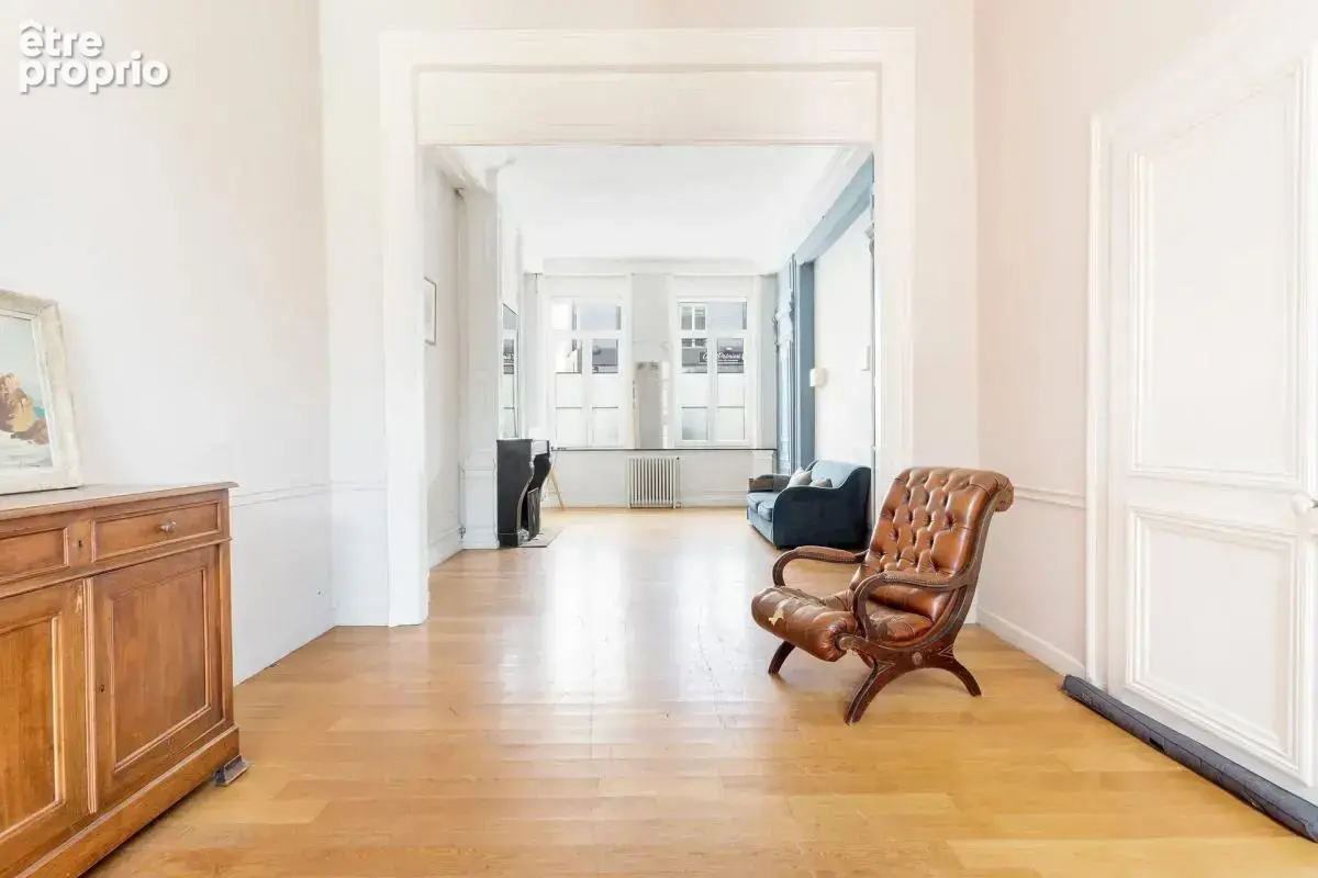 Roubaix – maison de caractère – env. 290 m² – 7 chambres – jardin de plus de 500 m² - photo 3