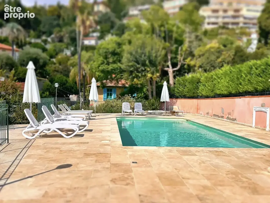 MENTON   Garavan   Lumineux 3 pièces dans une villa historique avec piscine - photo 2
