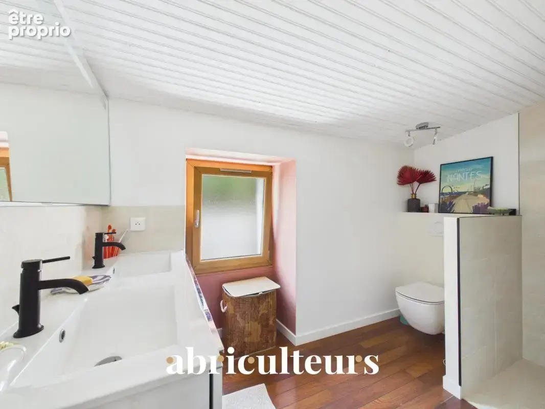 Maison ancienne pleine de cachet en parfait état en vente à La Martinière / Le Pellerin (44640) - photo 13