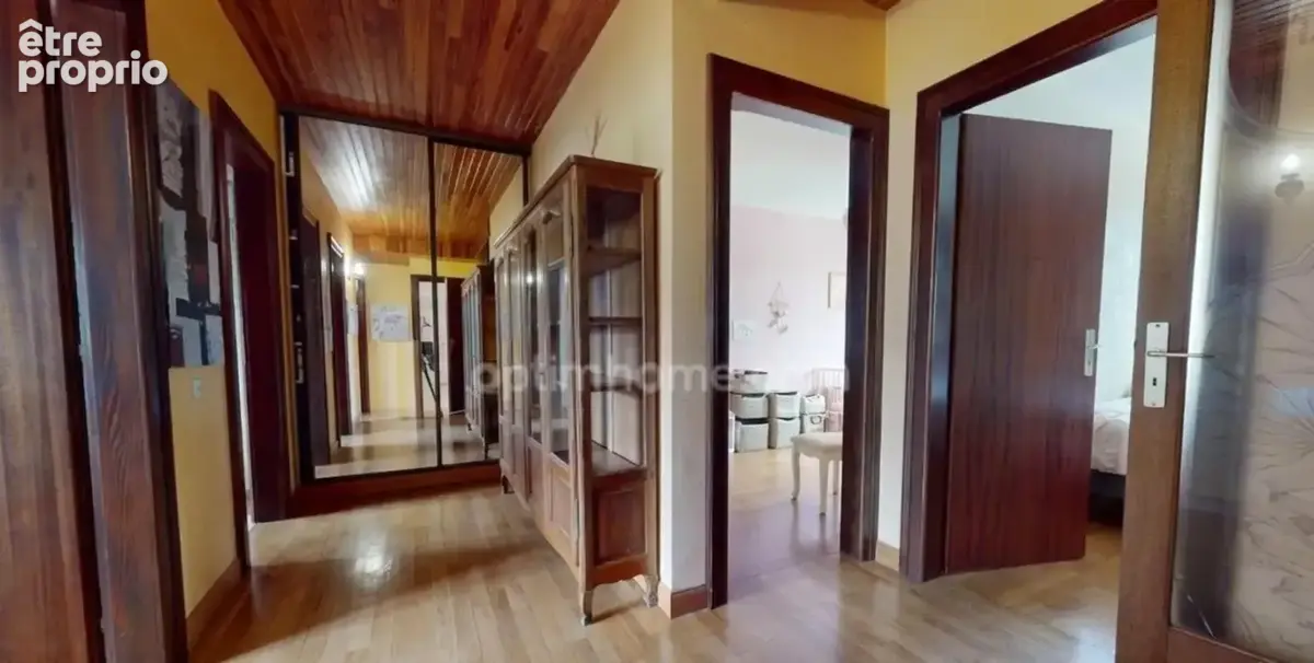 Bertrange - maison de 155 m² avec 4 chambres, garage et jardin ! fort potentiel ! - photo 8