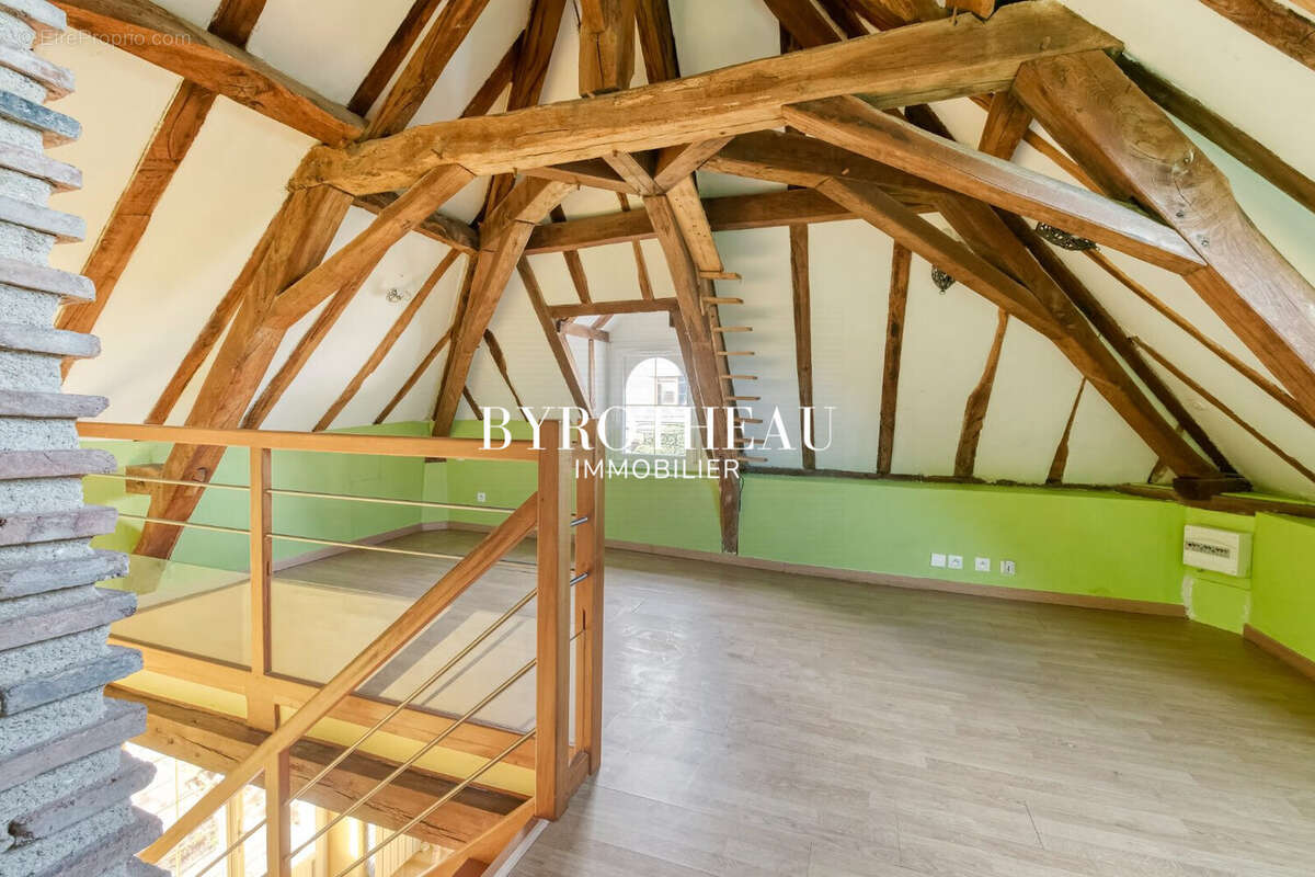 Maison 85 m² à Feneu  - photo 3