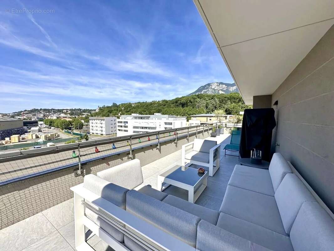 Appartement à AIX-LES-BAINS