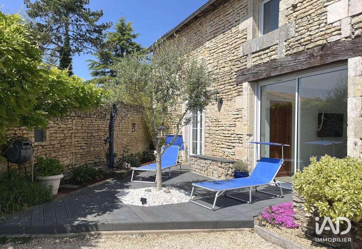 Photo 4 - Maison à VOUILLE
