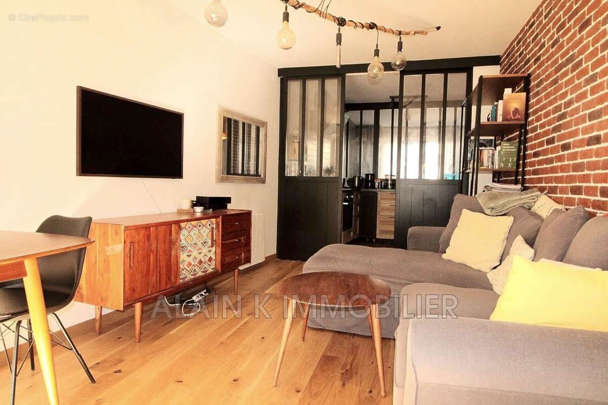 Appartement à CHAVILLE