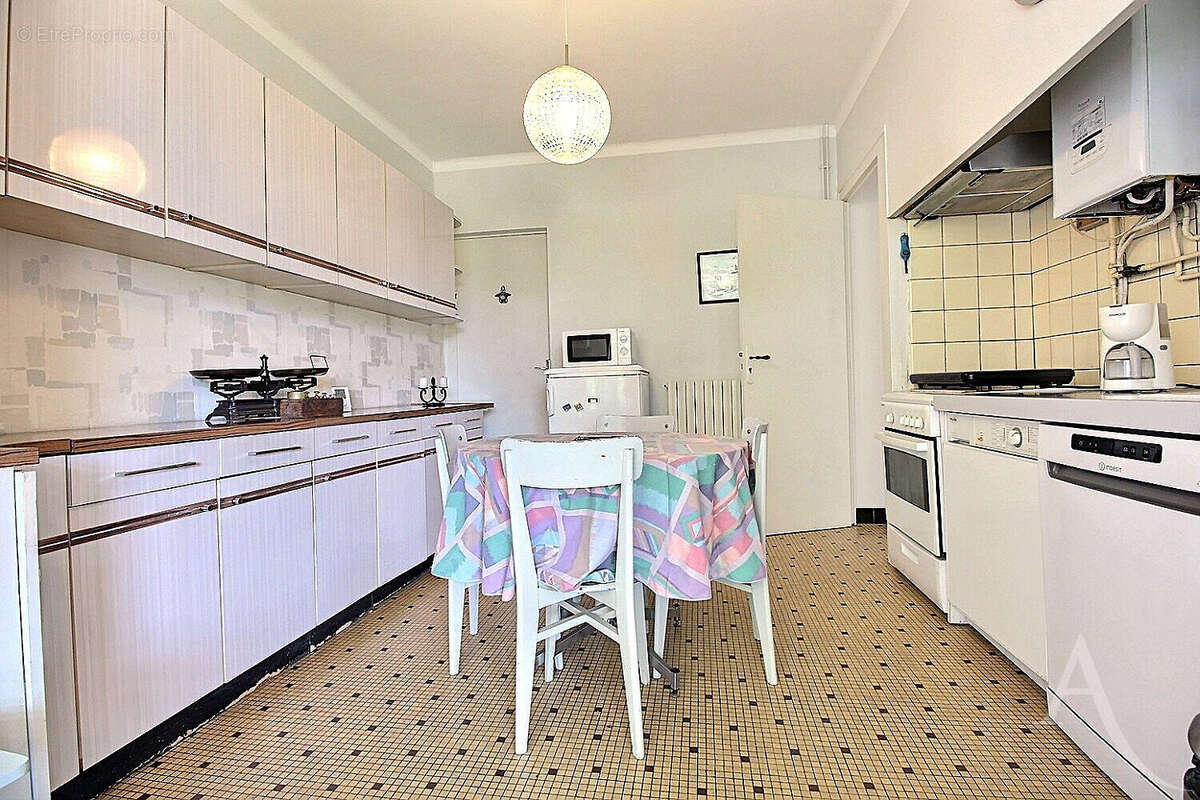 Maison à VILLENAVE-D'ORNON