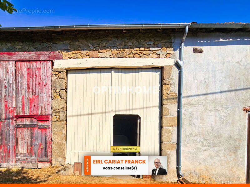 Maison à SAINT-ETIENNE-DE-FURSAC
