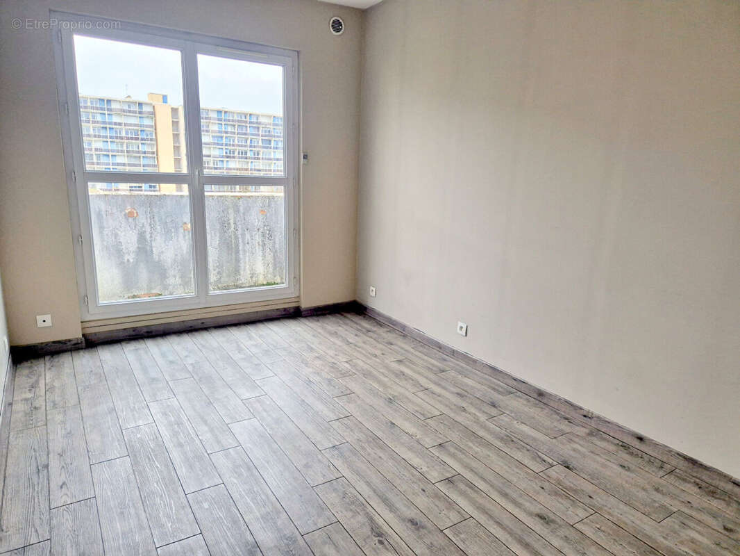 Appartement à PLAISIR