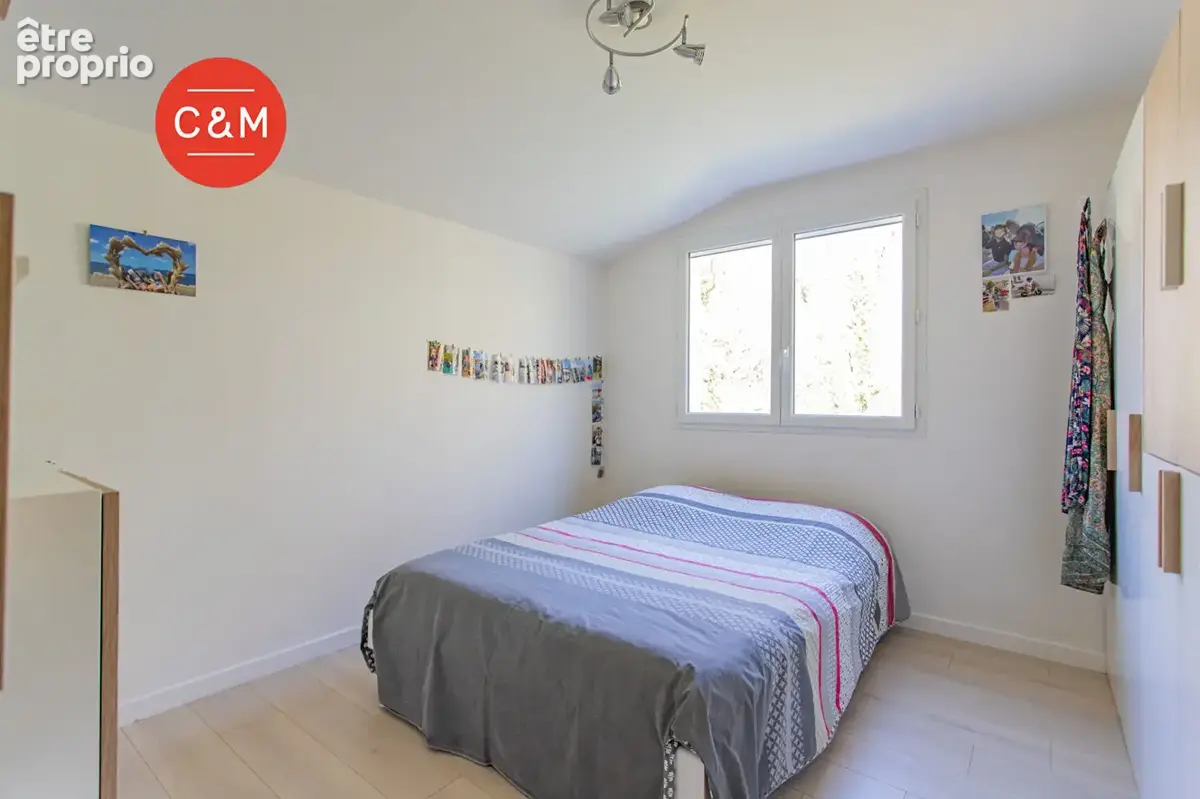 BOUGUENAIS - Maison 7 pièces 193 m² - photo 10